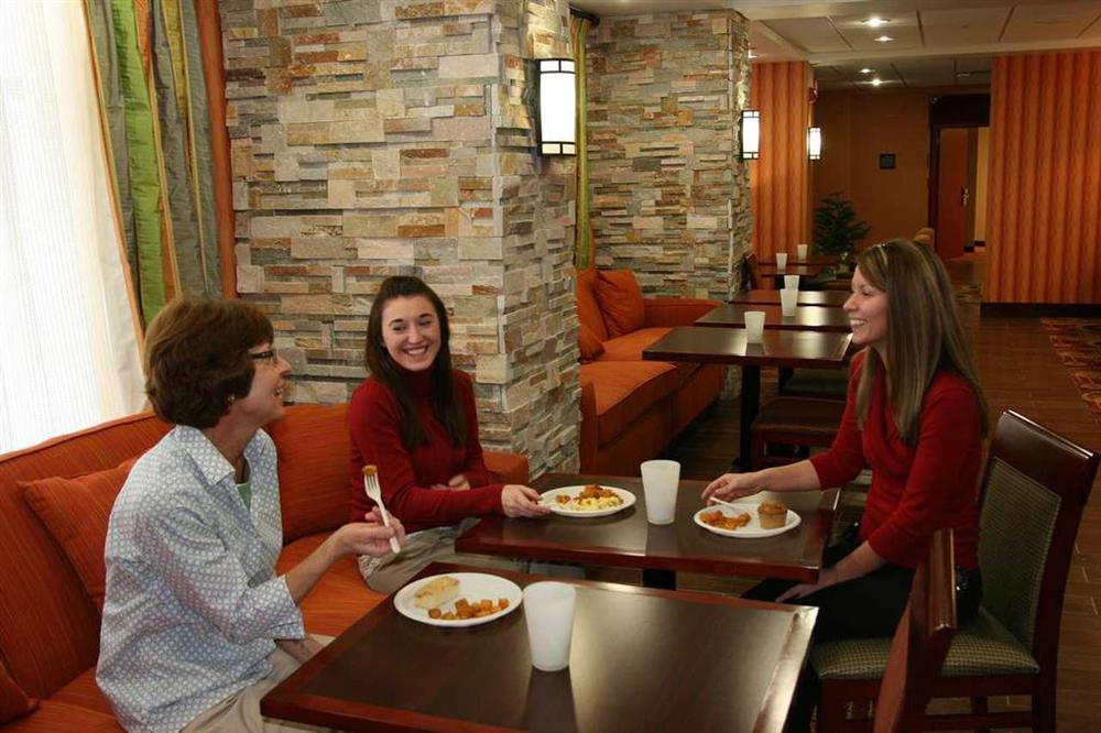 Hampton Inn Muscatine Restaurante foto